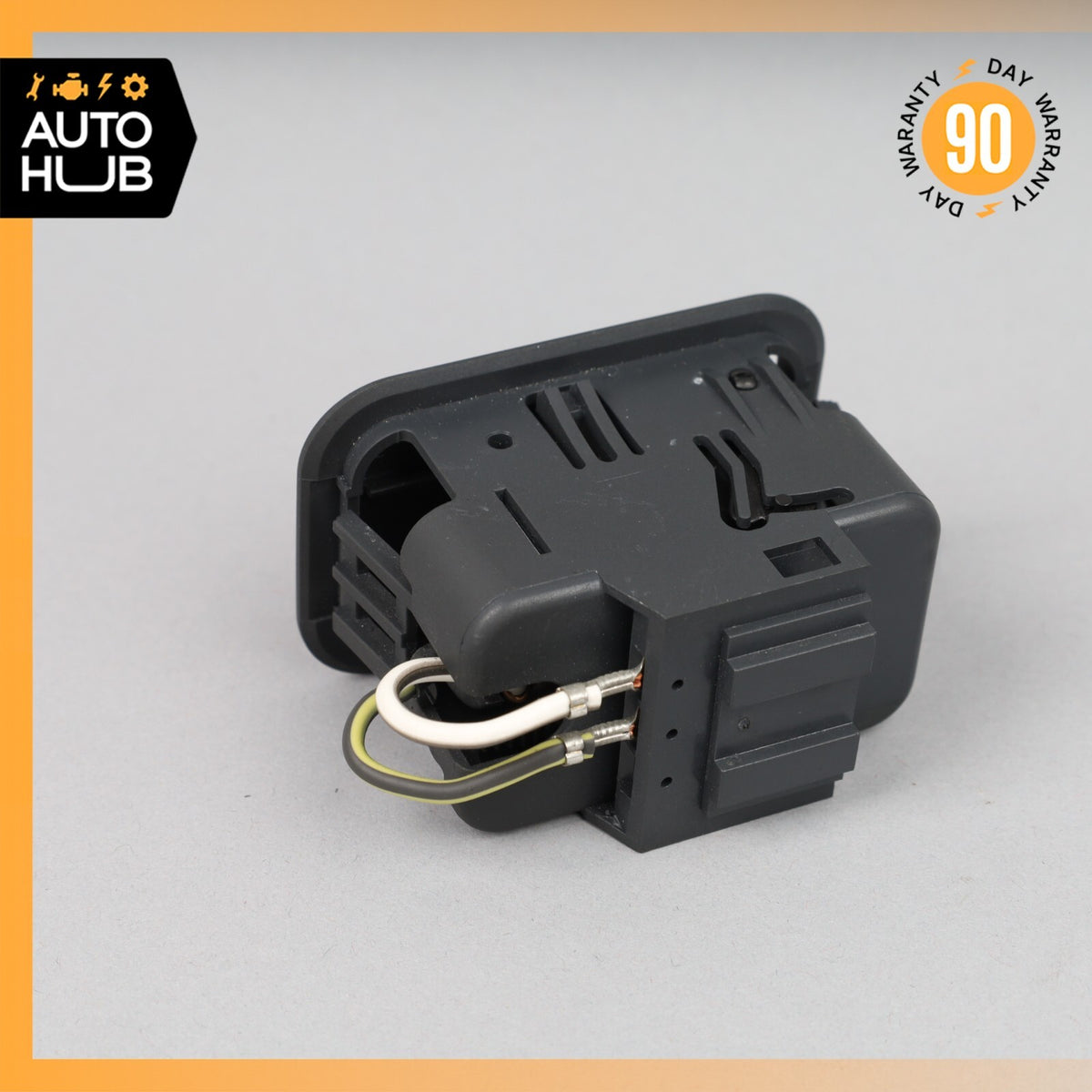 2005 Bentley Continental GT Rear Trunk Luggage Socket Outlet 4B0925071A OEM - photo 3