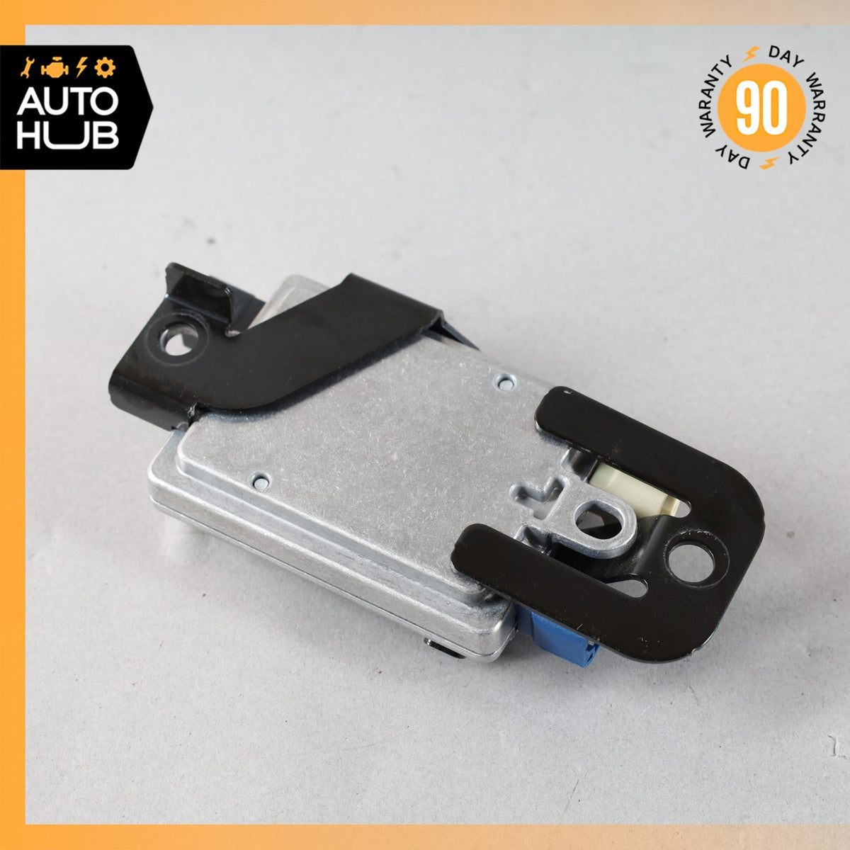 BMW G12 740Li USB Multimedia Hub Control Module 9355549 OEM - photo 3