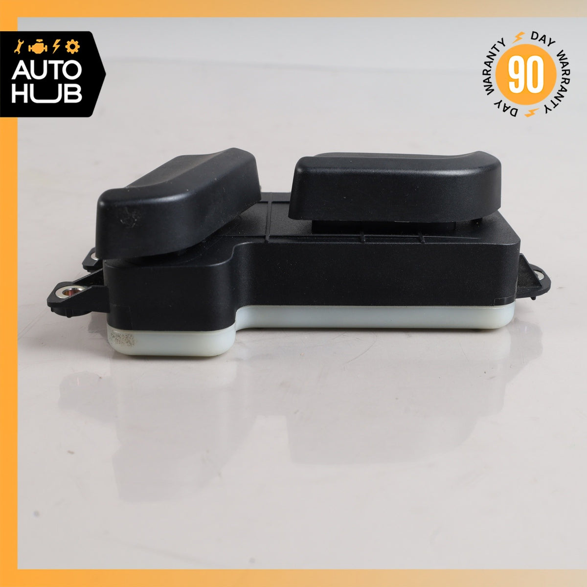 08-15 Audi 8J TT Front Left Seat Adjust Control Switch OEM - photo 6