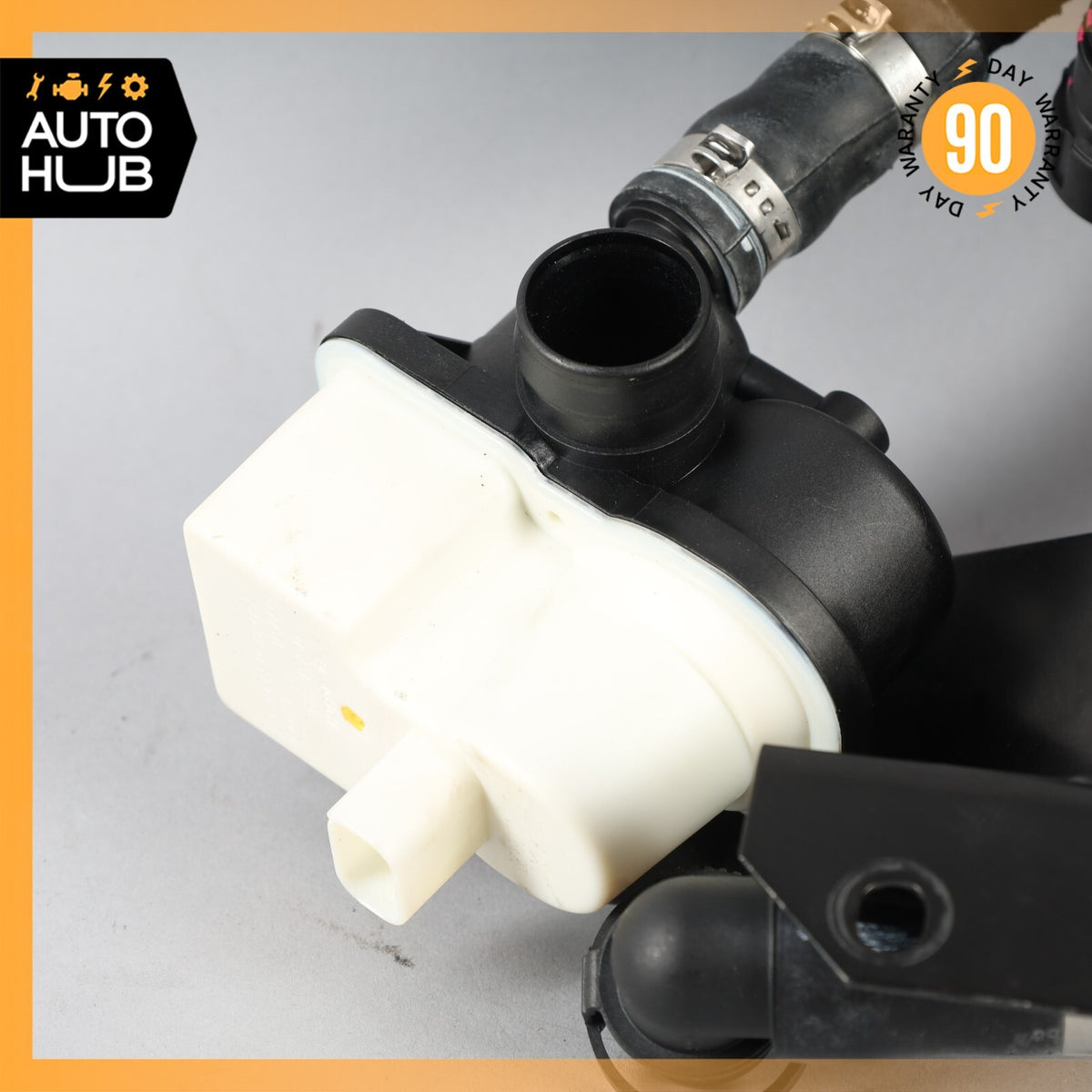 08-19 Maserati GranTurismo M145 Fuel Tank Vapor Emission Reservoir Valve OEM 76k - photo 3