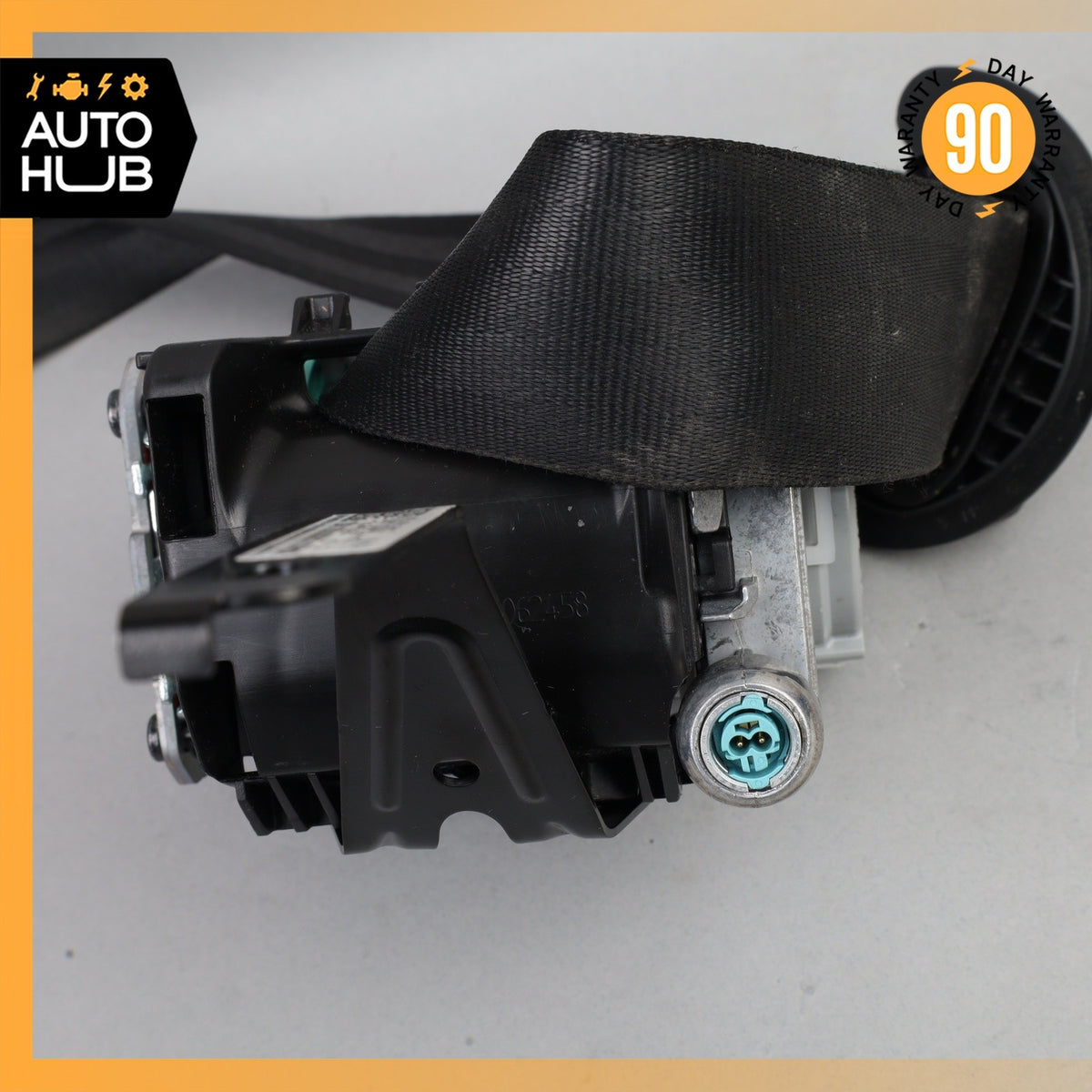 11-18 Porsche Cayenne 958 Front Left Driver Side Seat Belt Black OEM - photo 10