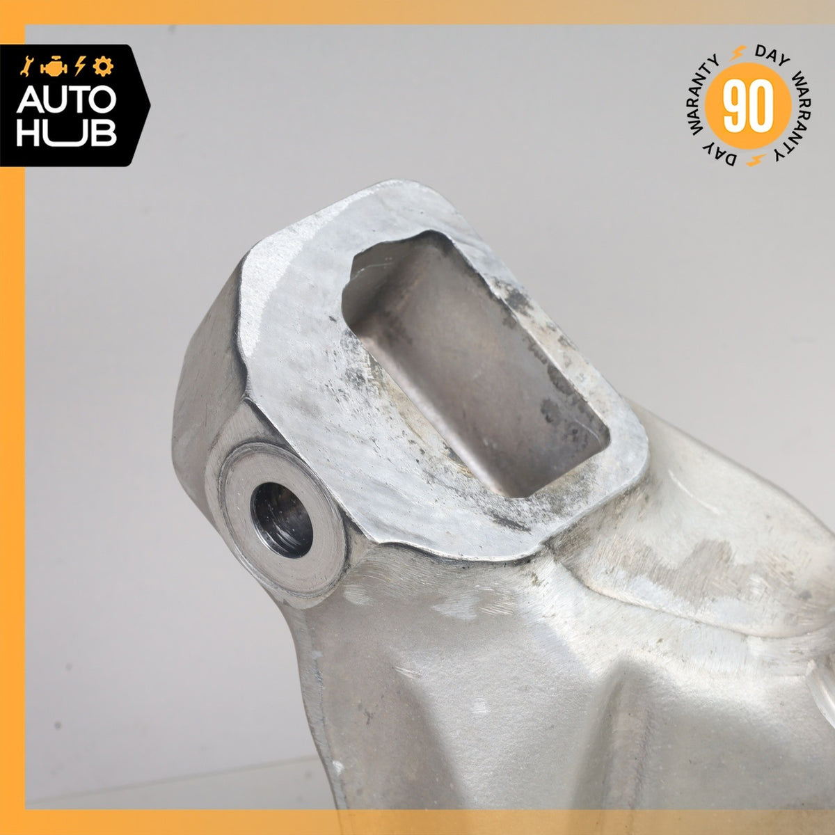 15-23 Mercedes W205 C63 AMG M177 Right Side Engine Mount Bracket OEM - photo 2