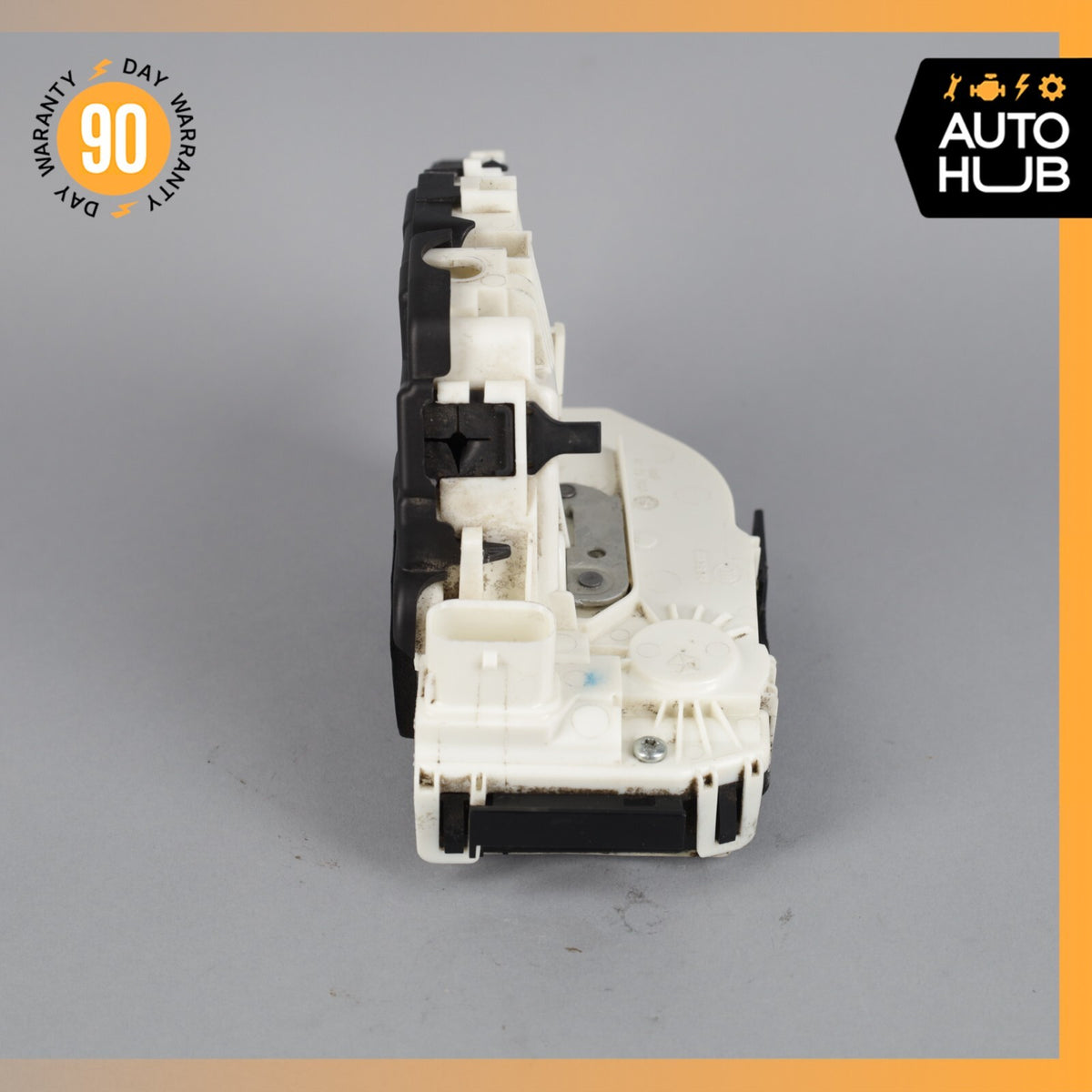 17-20 Maserati Levante S M161 Front Right Side Door Lock Latch Actuator OEM 73k - photo 3