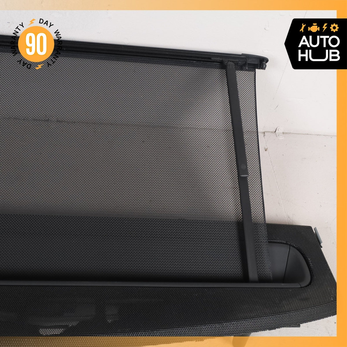 06-13 Bentley Flying Spur Rear Window Sun Shade Screen Roller Blind OEM 76k - photo 4