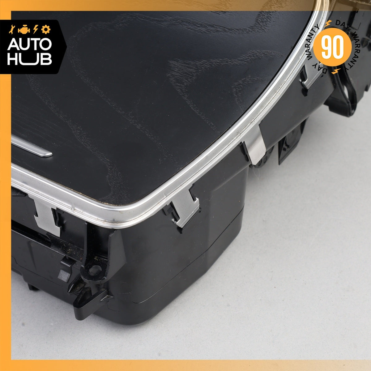 15-18 Mercedes X253 GLC300 C43 AMG  Center Console Ashtray Compartment OEM - photo 6