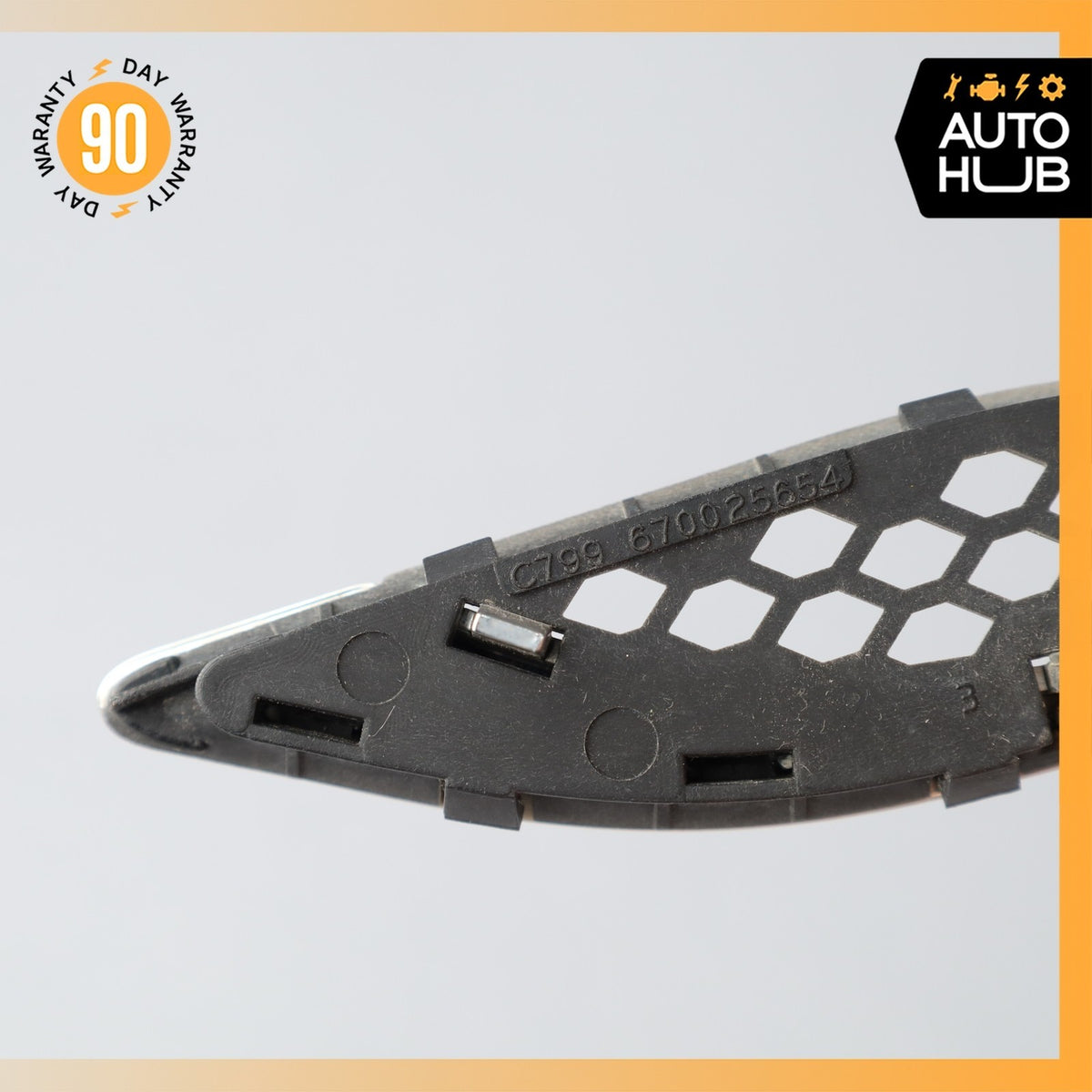14-16 Maserati Ghibli M157 Right Fender Panel Grille Vent Set 670025654 OEM - photo 8
