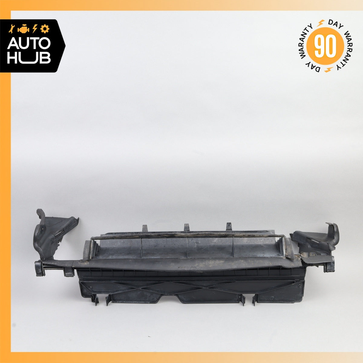 Mercedes W205 C300 Baffle Air Duct 2055050630 OEM - photo 1