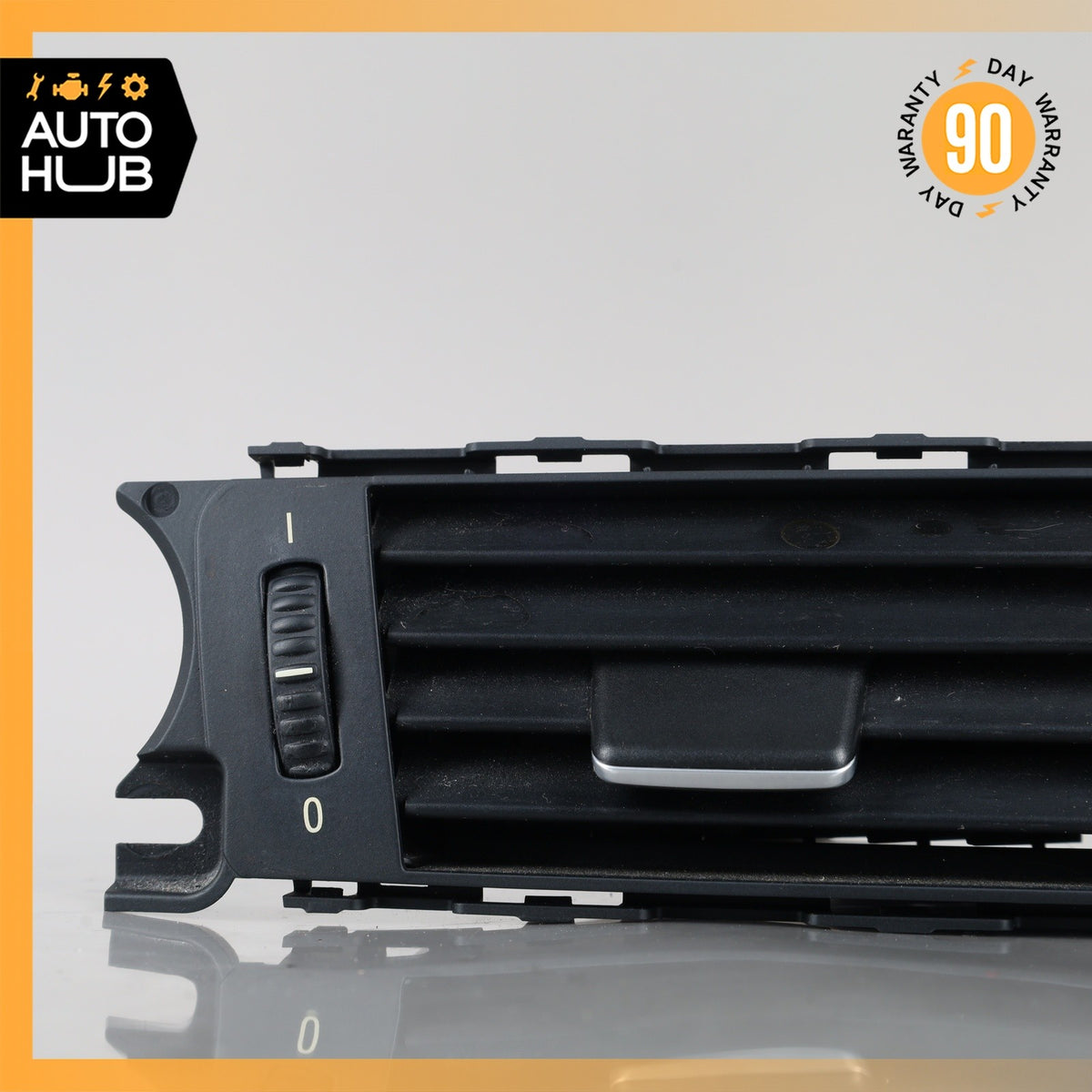 06-13 BMW E90 328i 128i M3 Front Center Dash AC A/C Air Vent OEM 67k - photo 3