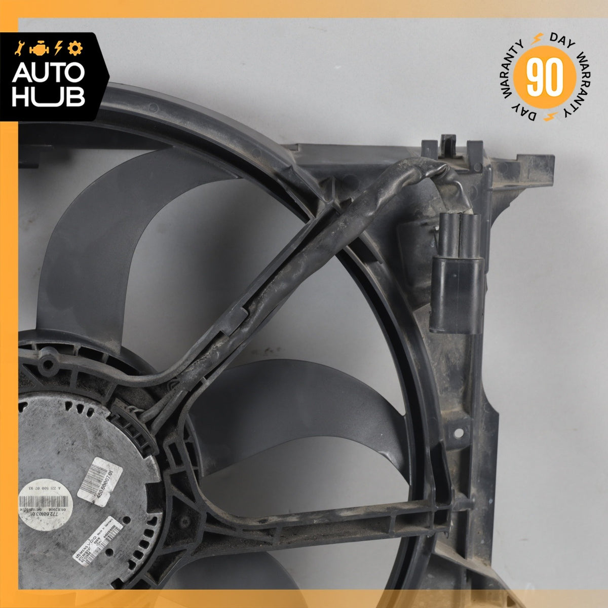 07-13 Mercedes W221 S550 S450 Engine Cooling Fan Motor Assembly 2215000493 OEM - photo 2