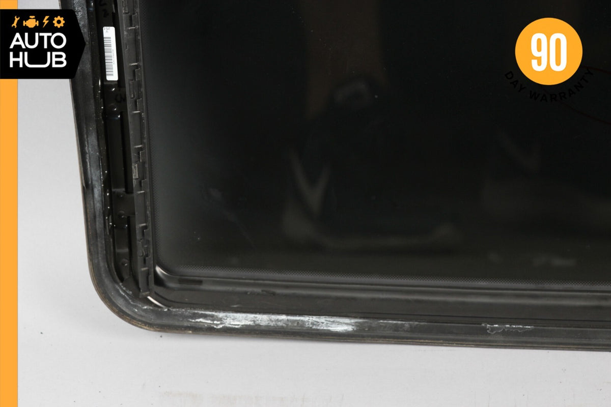 06-13 Mercedes W164 ML63 AMG ML350 R350 Sunroof Sun Roof Glass 2517800021 OEM - photo 10