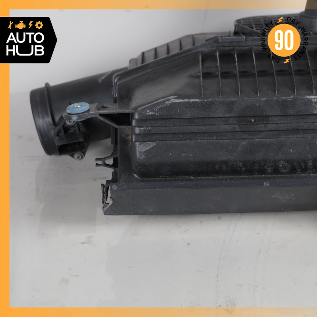 Porsche Boxster 986 Engine Air Intake Filter Cleaner Box 99611002106 OEM - photo 15