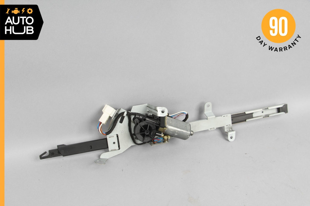 03-05 Mercedes W209 CLK500 CLK320 Front Right Side Seat Belt Feeder Motor OEM - photo 1