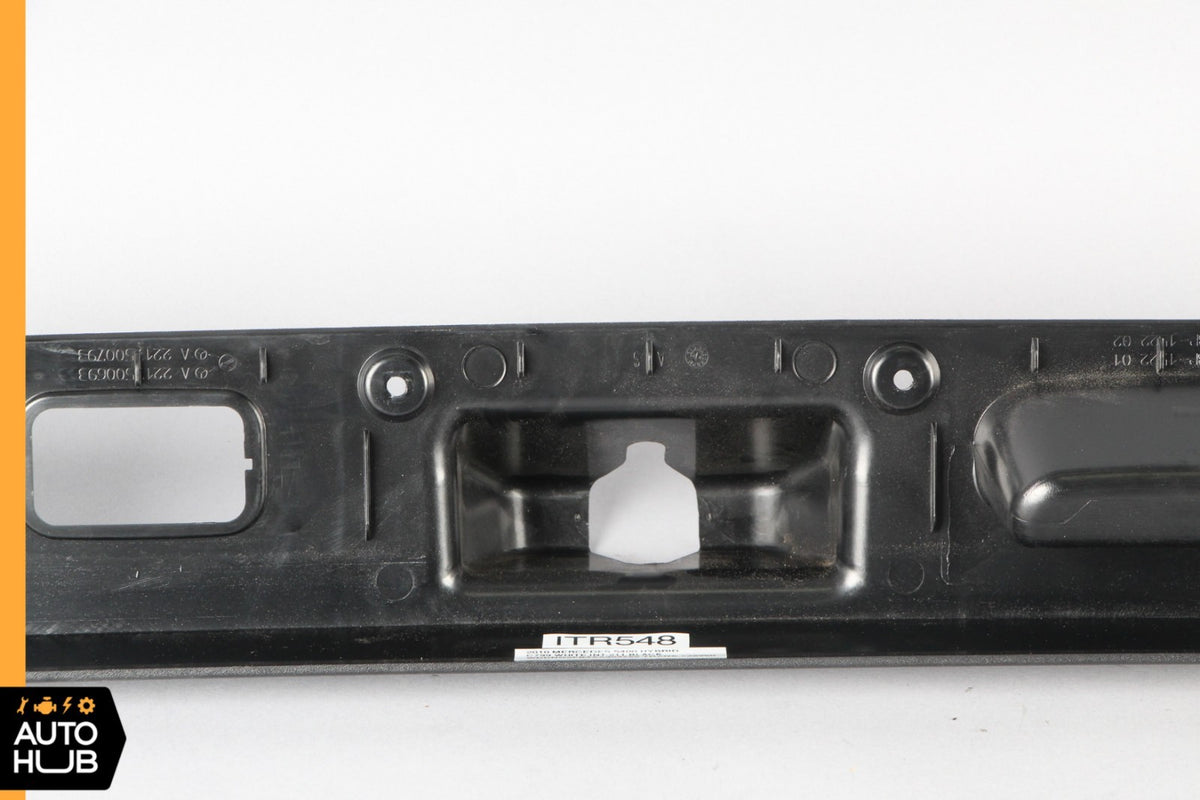 07-13 Mercedes W221 S400 S550 Trunk Lid Lock Latch Trim Cover 2217500793 OEM - photo 7