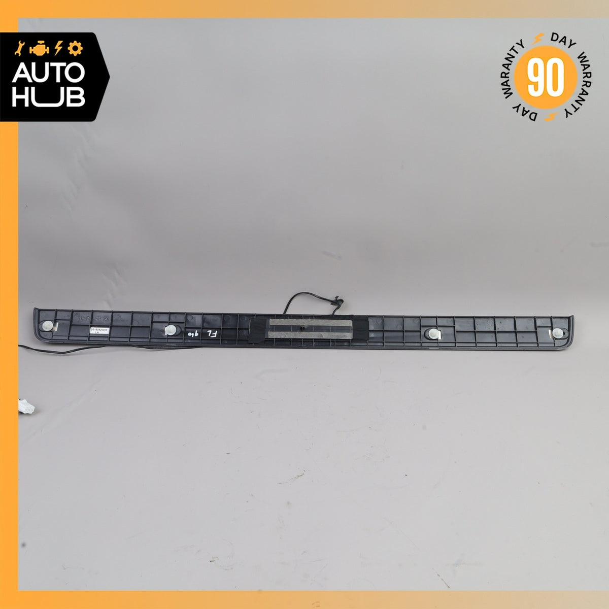 17-22 Infiniti Q60 Front Left Illuminated Door Step Sill Panel OEM 71k - photo 7