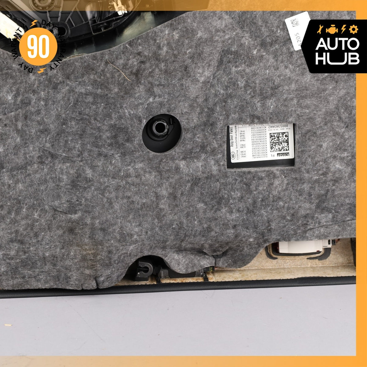 17-23 Mercedes W205 C63 AMG C300 Front Left Side Interior Door Panel OEM 43k - photo 18