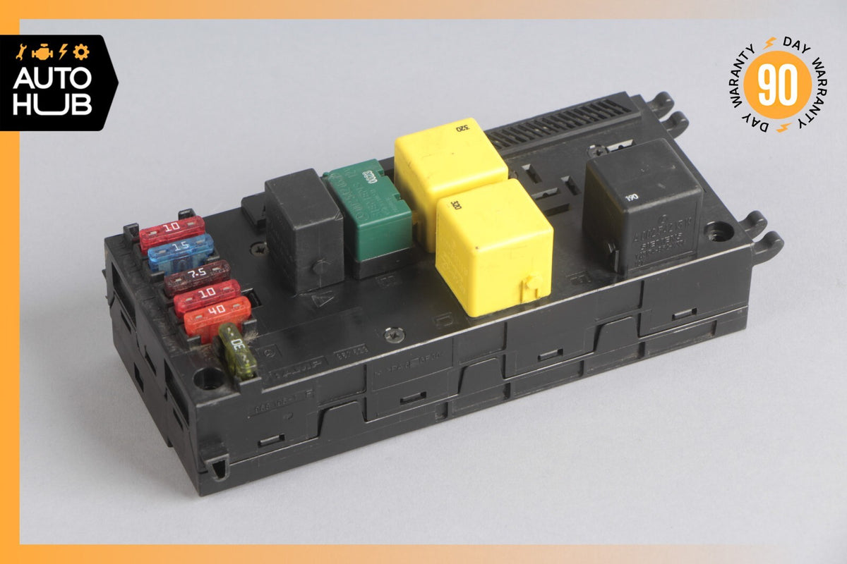 98-03 Mercedes W208 CLK430 E320 CLK320 Front Fuse Box Control 0025451901 OEM - photo 1