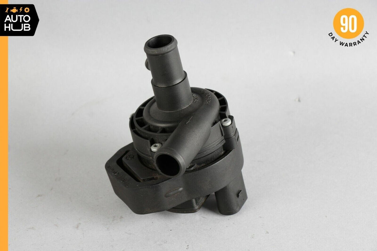 03-15 Mercedes W211 E550 CLS550 Auxiliary Water Pump Heater 2118350028 OEM - photo 1