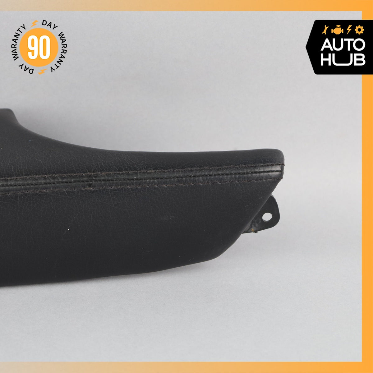 08-17 Maserati GranTurismo M145 Front Left Interior Door Panel Armrest OEM 74k - photo 4