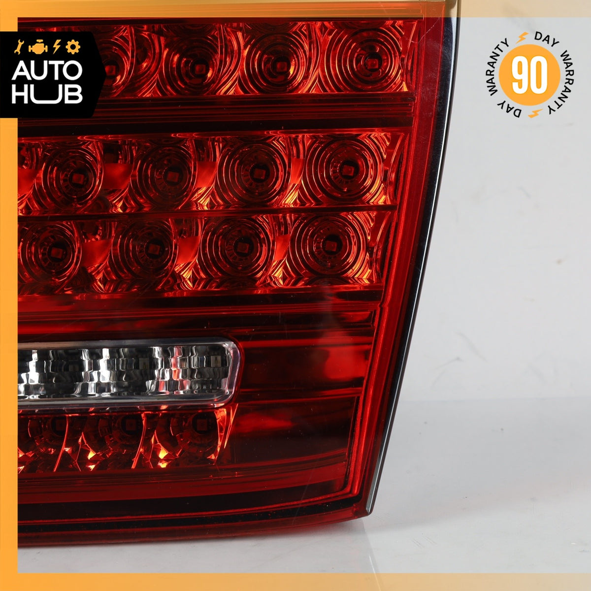 11-14 Porsche Cayenne 958 Rear Right Side Inner Tail Light Lamp 7P5945094L OEM - photo 5