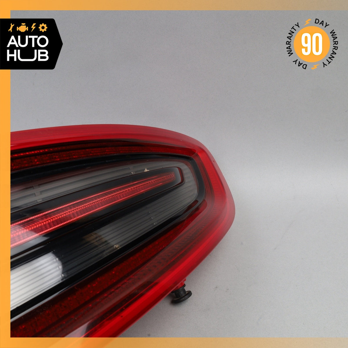 15-18 Porsche Maan 95B Right Side Outer Tail Light Lamp 95B945096E OEM 81k - photo 6