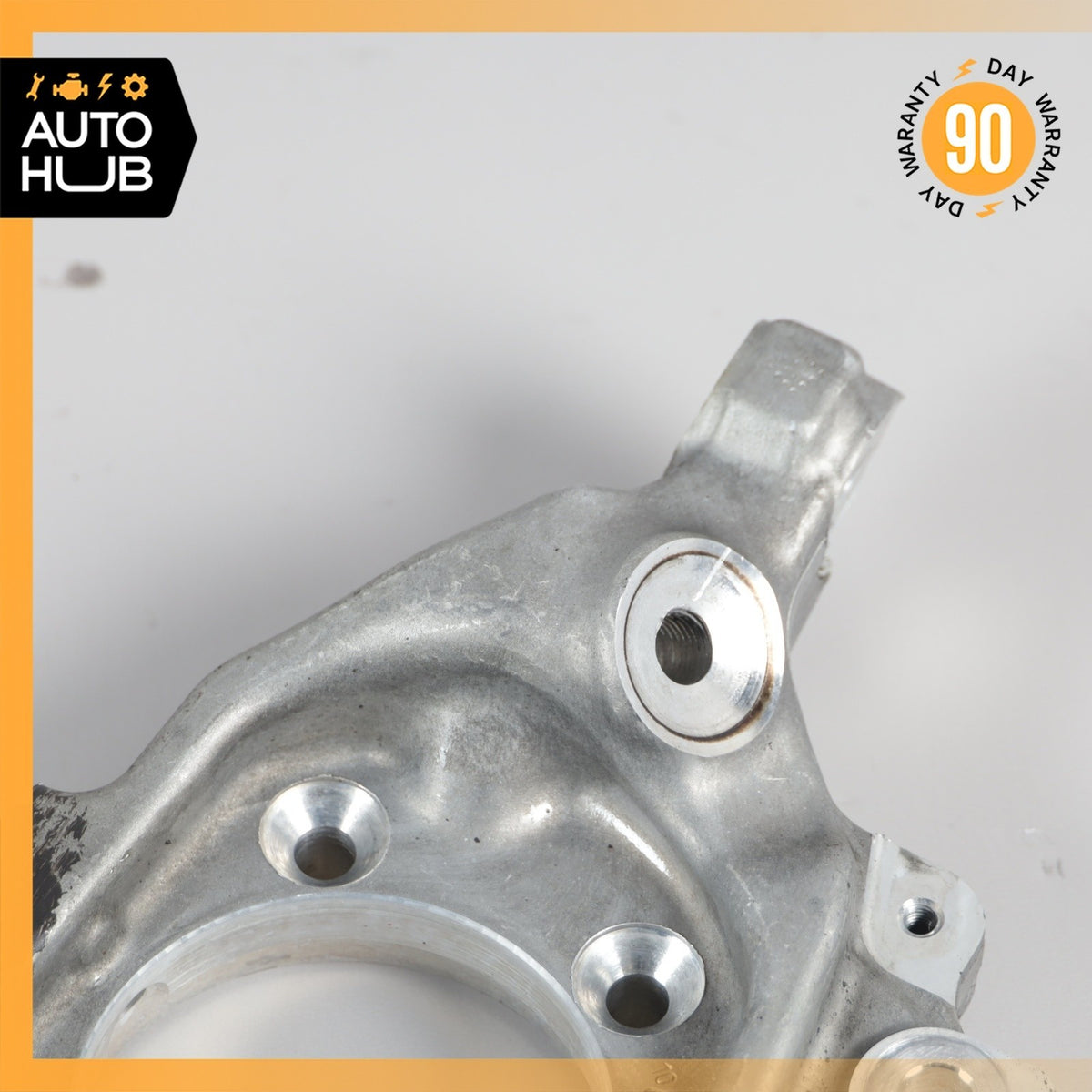 Mercedes W205 C300 Rear Right Side Spindle Knuckle 2053571000 OEM - photo 11