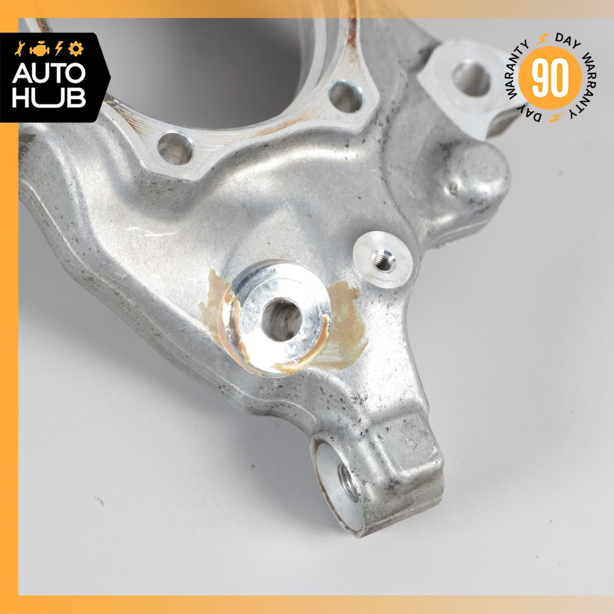 Mercedes W205 C300 Rear Right Side Spindle Knuckle 2053571000 OEM - photo 9