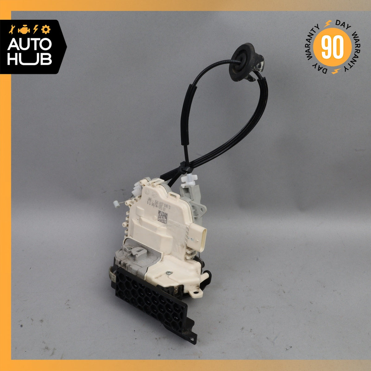 Porsche Macan 95B Front Right Side Door Lock Latch Actuator 8J1837016D OEM - photo 2