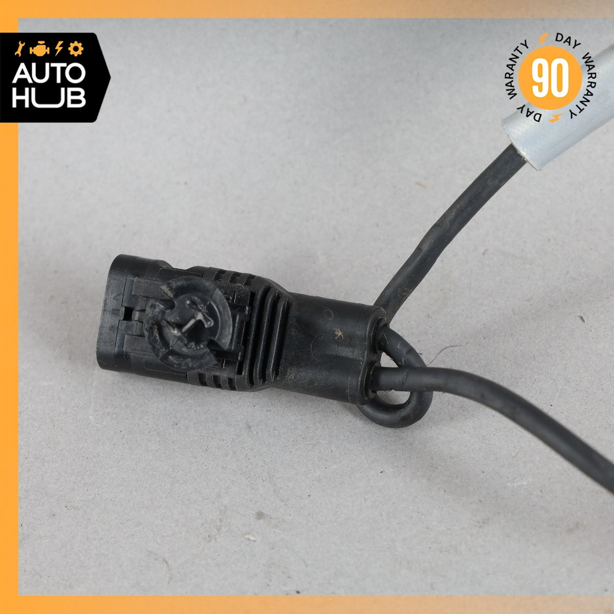 Mercedes W238 E400 Engine Knock Sensor Set 0009050902 OEM - photo 2