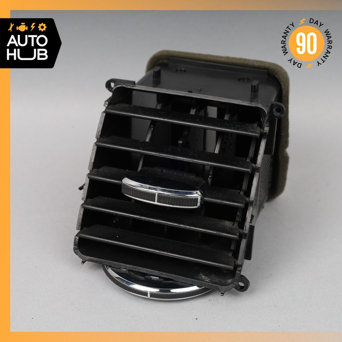 03-13 Maserati Quattroporte M139 Front Right or Left Console AC A/C Air Vent OEM - photo 1