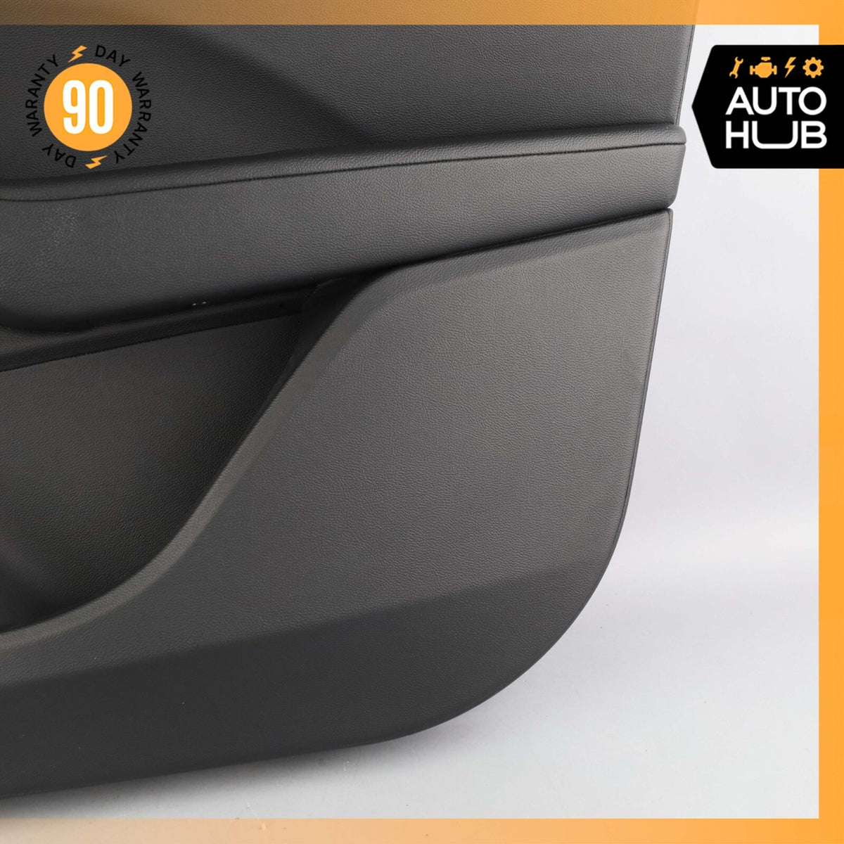 17-20 Maserati Levante M161 Interior Door Panel Front Right Side Black OEM 73k - photo 6