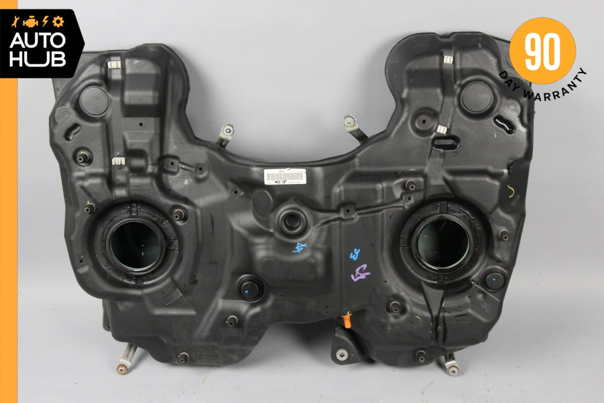 07-09 Mercedes X164 GL320 Bluetec Diesel Fuel Gas Tank Reservoir Assembly OEM - photo 1