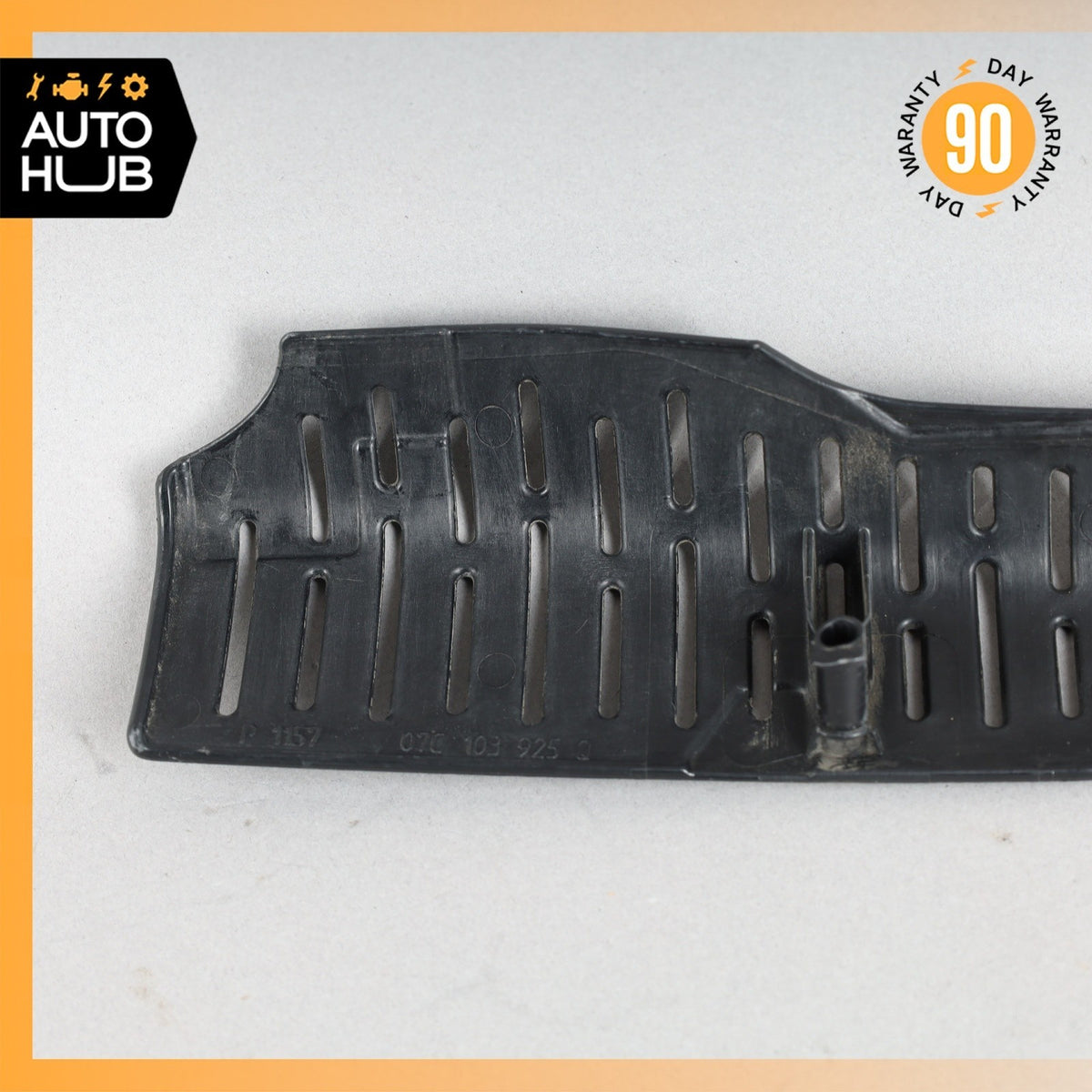 Bentley Continental GTC Front Engine Cover Plate Trim 07C103925Q OEM - photo 6