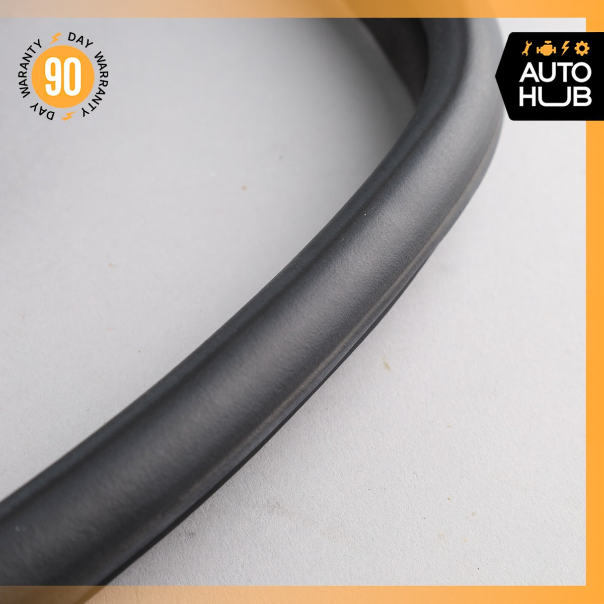 09-13 Maserati Quattroporte S M139 Rear Left Side Door Seal Rubber OEM 74k - photo 6