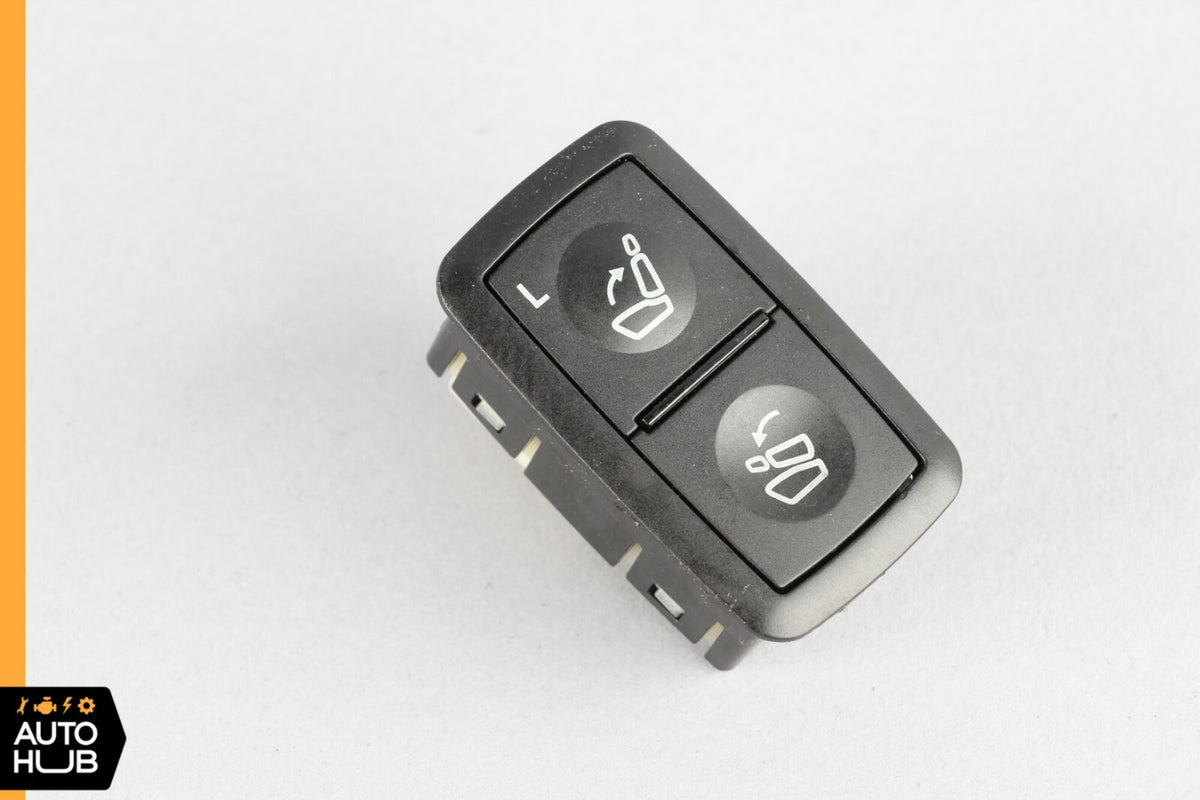 06-12 Mercedes X164 GL450 GL550 3rd Row Left Seat Folding Power Switch Button - photo 2