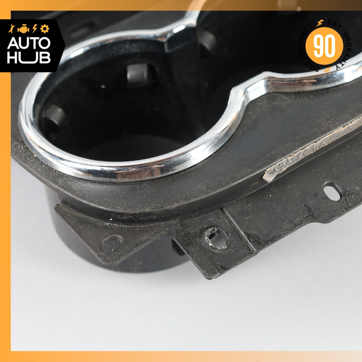 Maserati GranTurismo M145 Rear Center Console Cupholder Compartment OEM 76k - photo 2