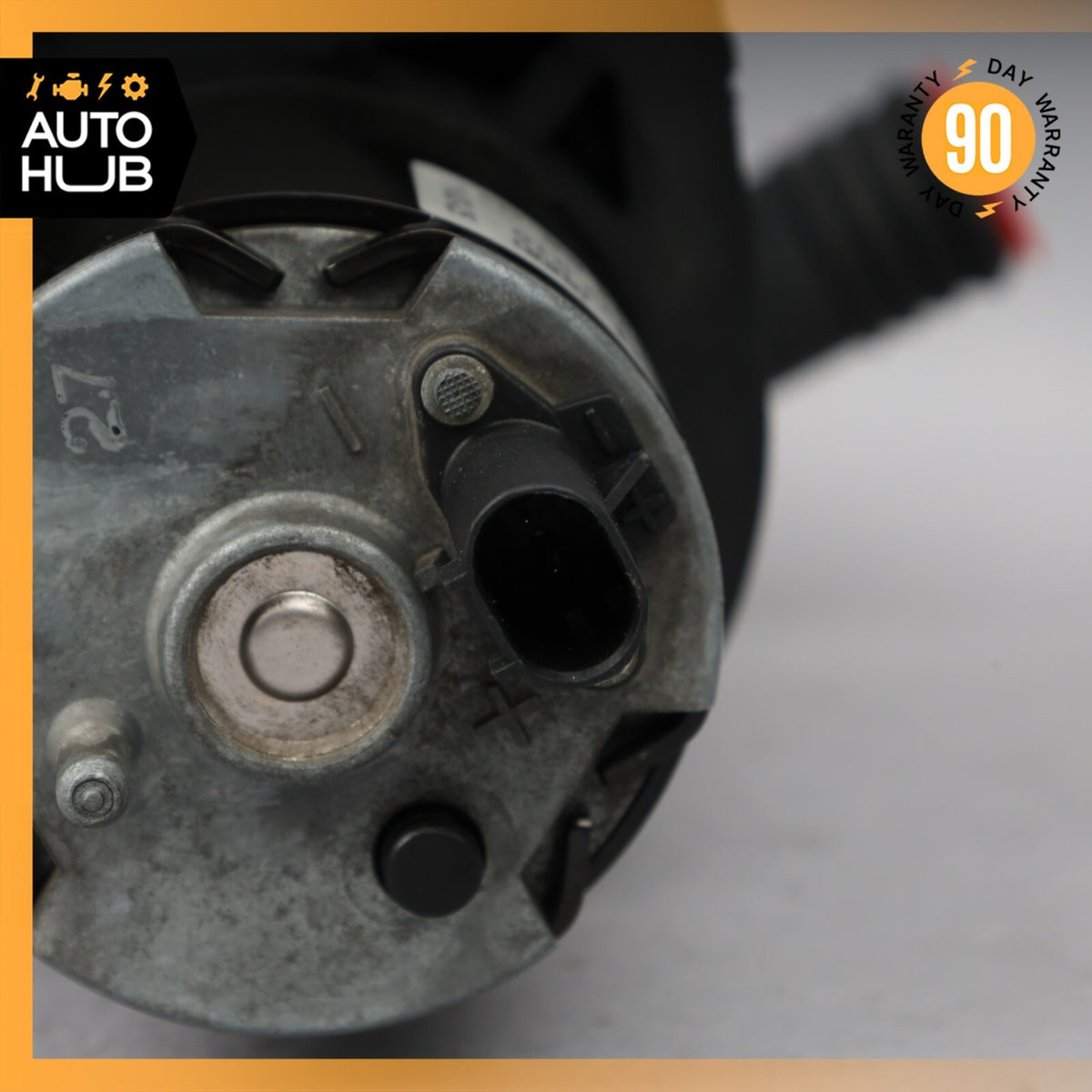 Mercedes W218 CLS550 E550 CLS63 AMG Auxiliary AUX Circulation Water Pump OEM - photo 7