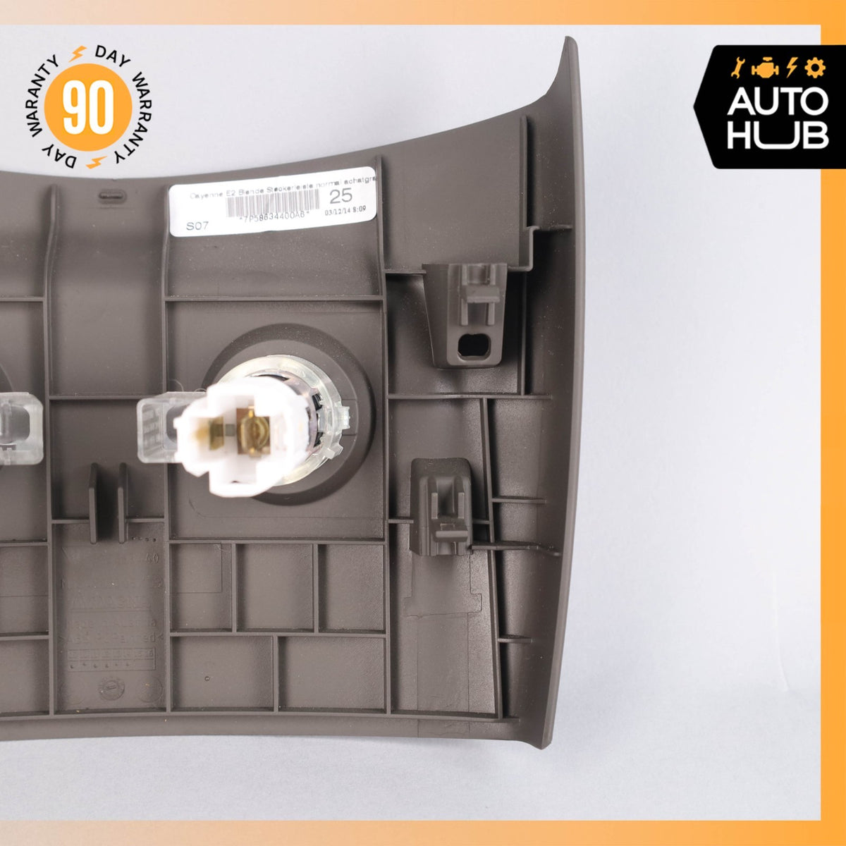 11-18 Porsche Cayenne 958 Rear Center Console Trim Panel w/ USB Hub Brown OEM - photo 13