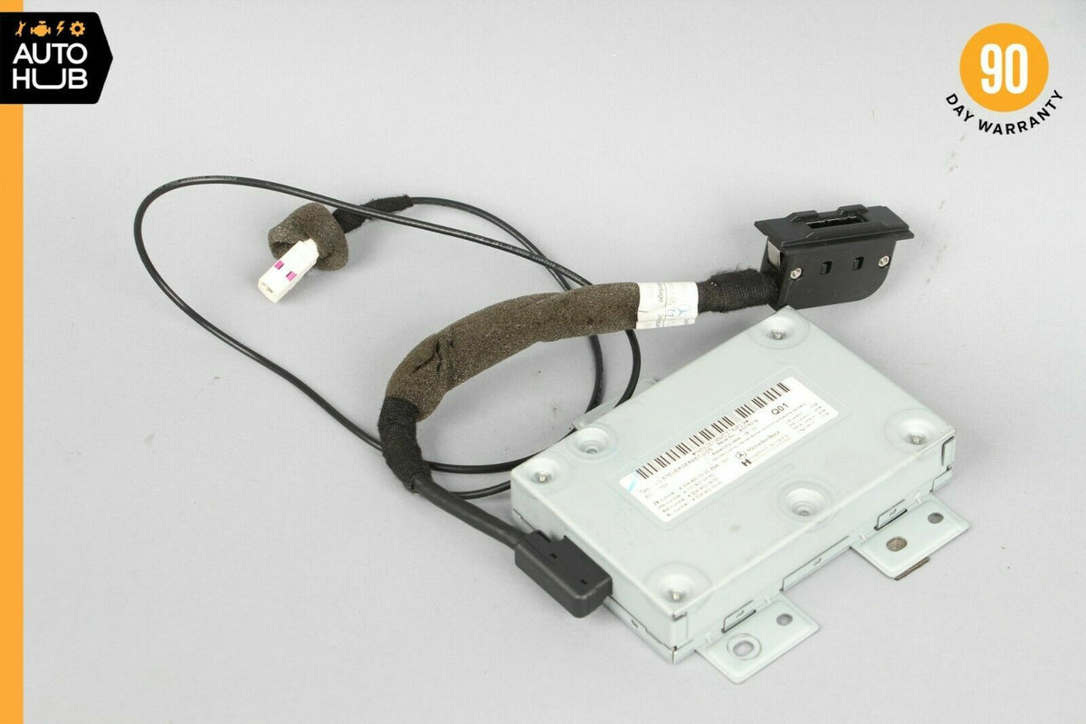 Mercedes X164 GL450 E350 SLK350 Communication Interface Module 2049000300 OEM - photo 1