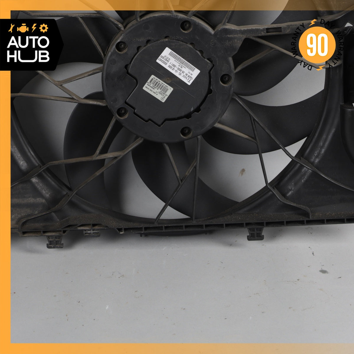 08-20 Mercedes W204 C300 E350 Engine Radiator Cooling Fan Motor Assembly OEM - photo 15