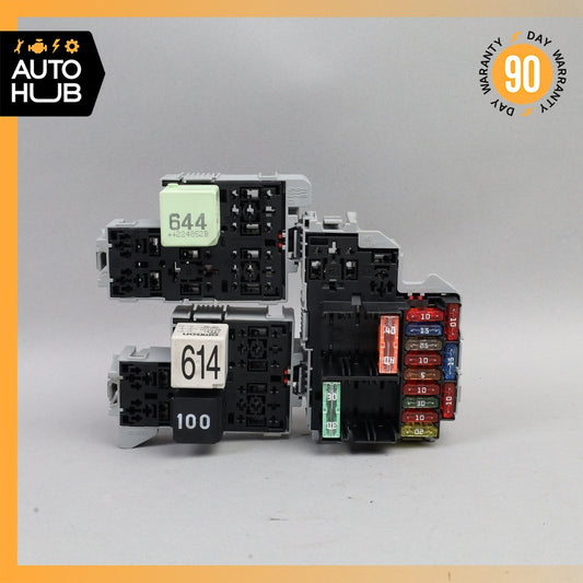 11-14 Porsche Cayenne 958 Engine Bay Relay Terminal Fuse Box  OEM - photo 1