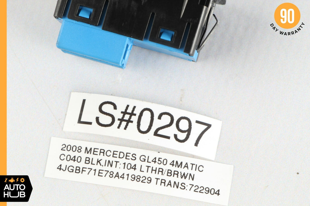 06-12 Mercedes X164 GL450 GL550 3rd Row Right Seat Folding Power Switch Button - photo 6