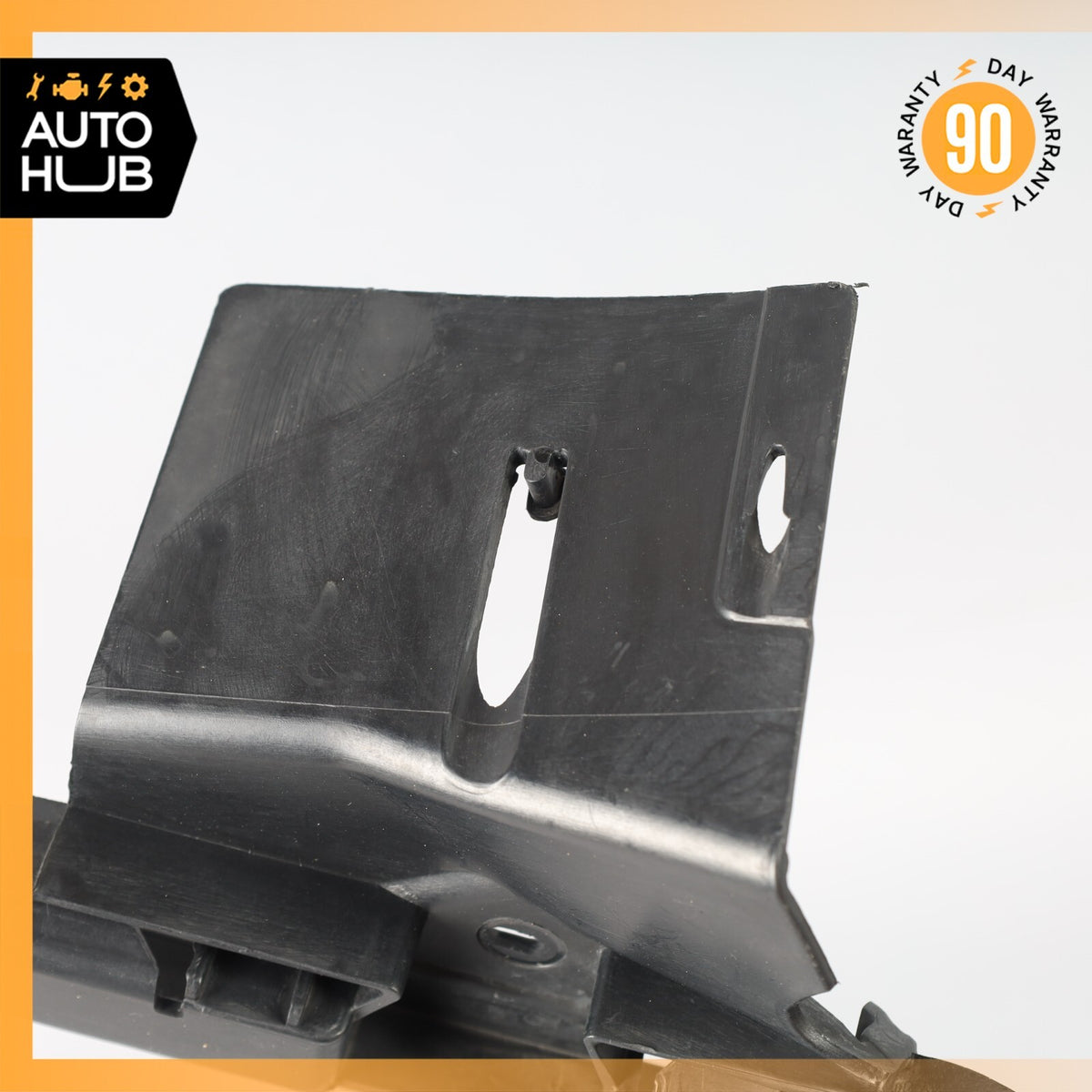 08-18 Maserati GranTurismo M145 Left Side Rocker Panel Side Skirt Bracket OEM - photo 6