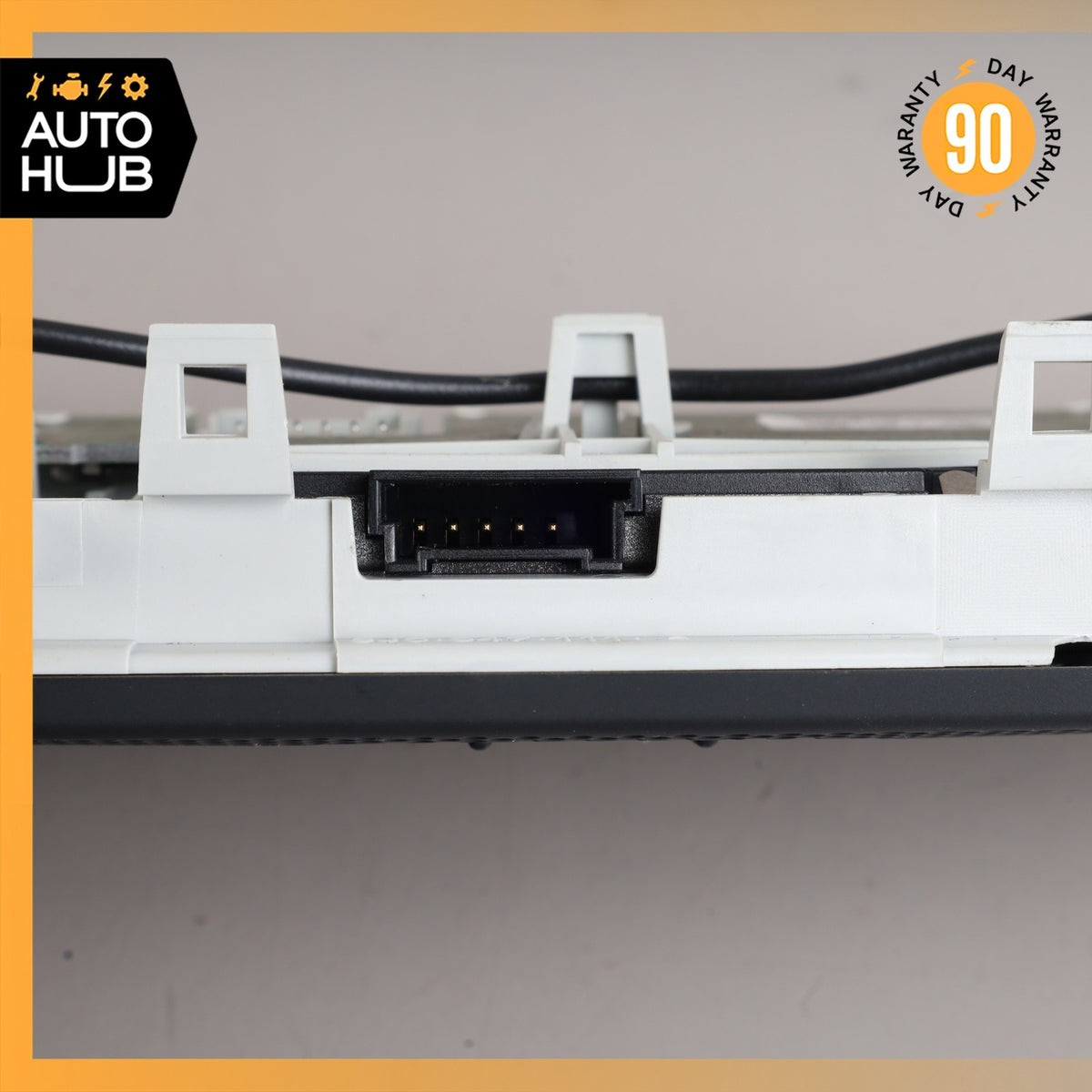 Audi 8J TT Front Overhead Console Dome Reading Light Lamp 8J0947111CE OEM - photo 11