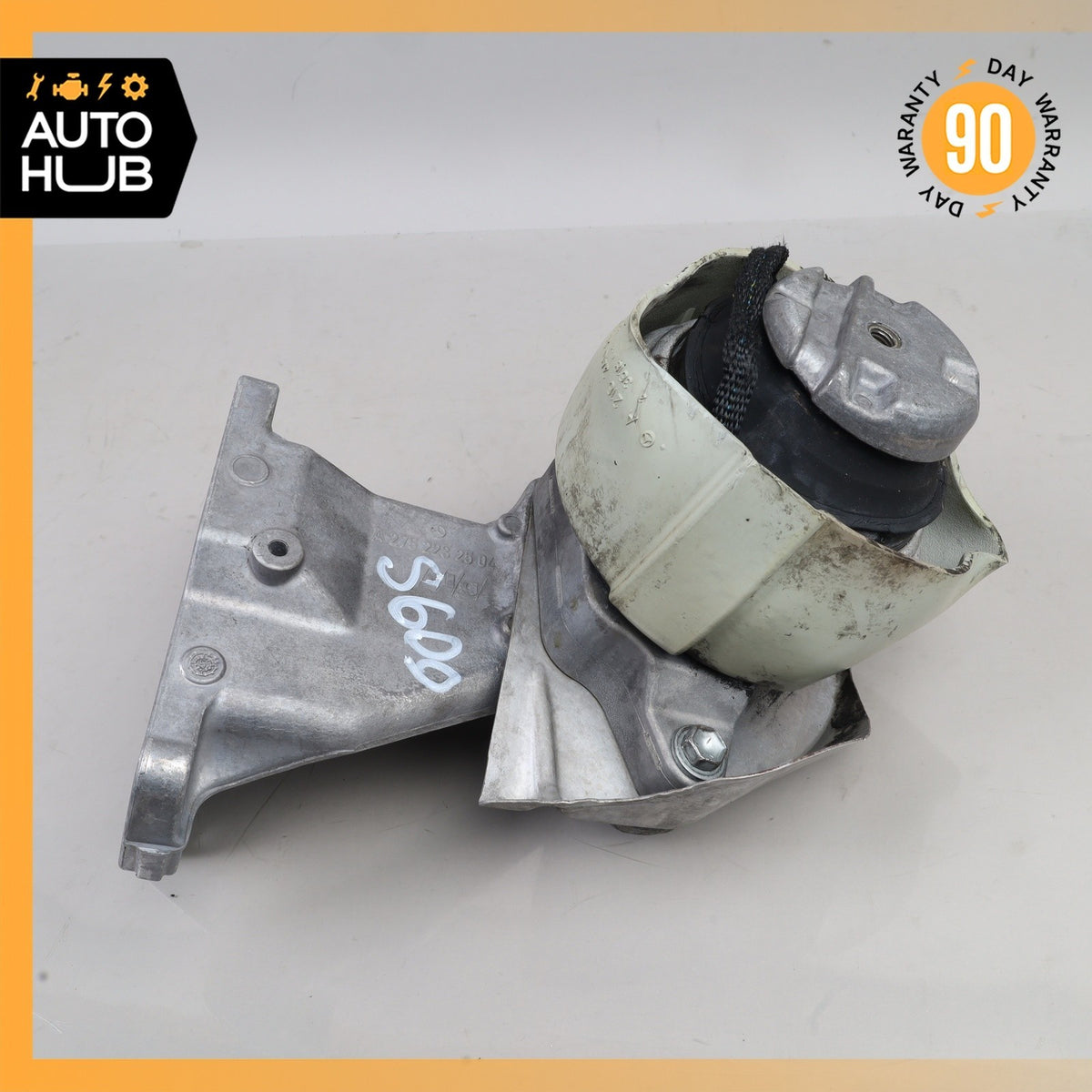 03-14 Mercedes W221 S600 CL600 Engine Motor Left Driver Side Mount Bracket OEM - photo 1