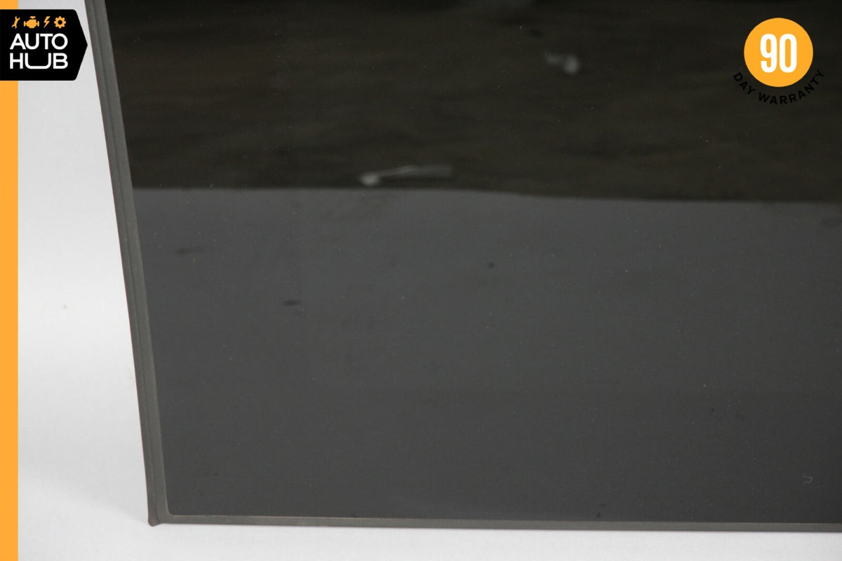 07-13 Mercedes W221 S550 S400 S63 AMG Center Middle Panoramic Roof Glass OEM - photo 7
