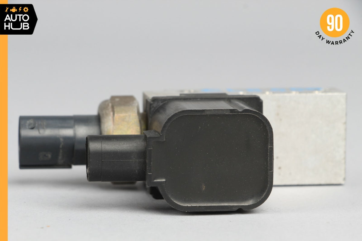 03-11 Mercedes W219 CLS550 E500 E55 AMG Air Airmatic Suspension Valve Block OEM - photo 6