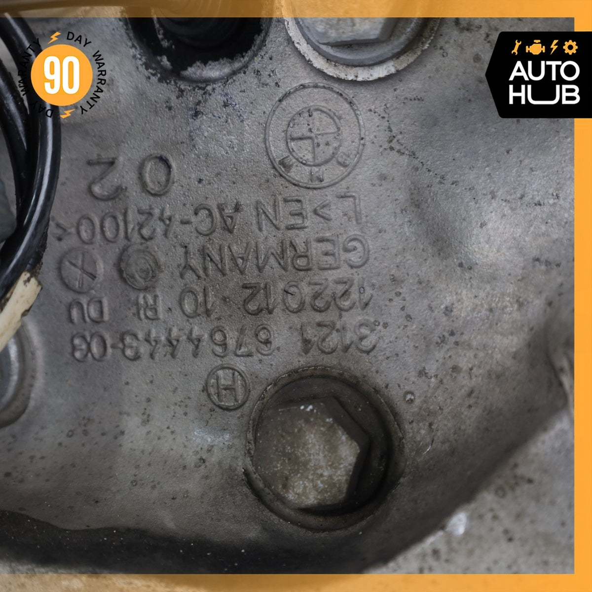 07-13 BMW E88 128i 328i Front Left Driver Side Spindle Knuckle Hub OEM - photo 12