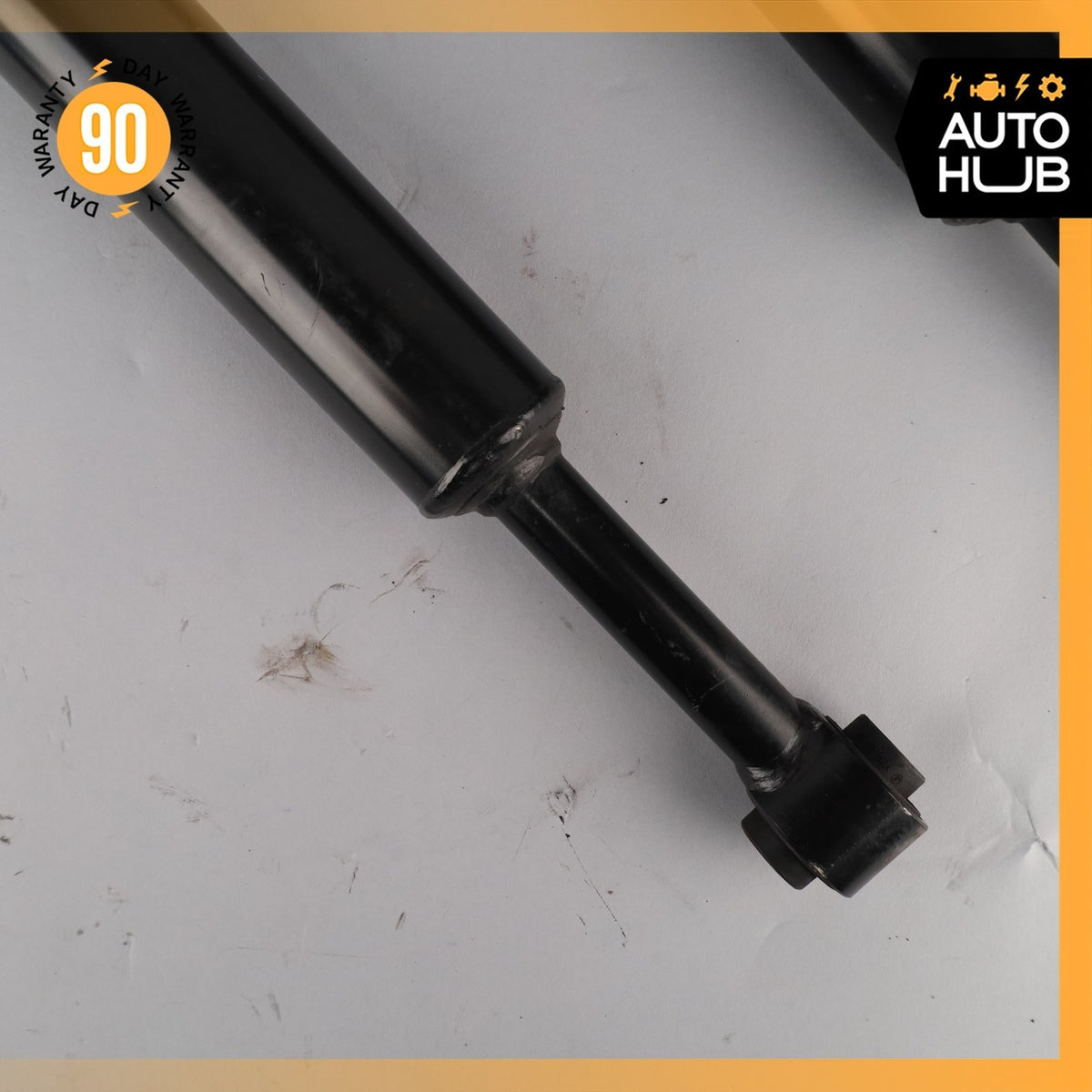 Maserati Ghibli Shock Strut Absorber Rear Left And Right Set 670008900 OEM - photo 18