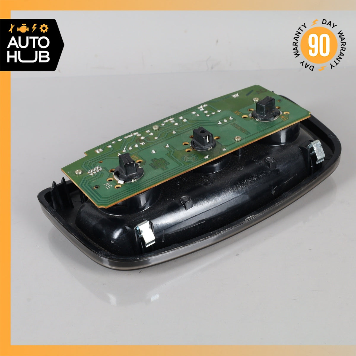 03-19 Maserati Quattroporte M139 Interior Overhead Dome Light Lamp OEM 84k - photo 9