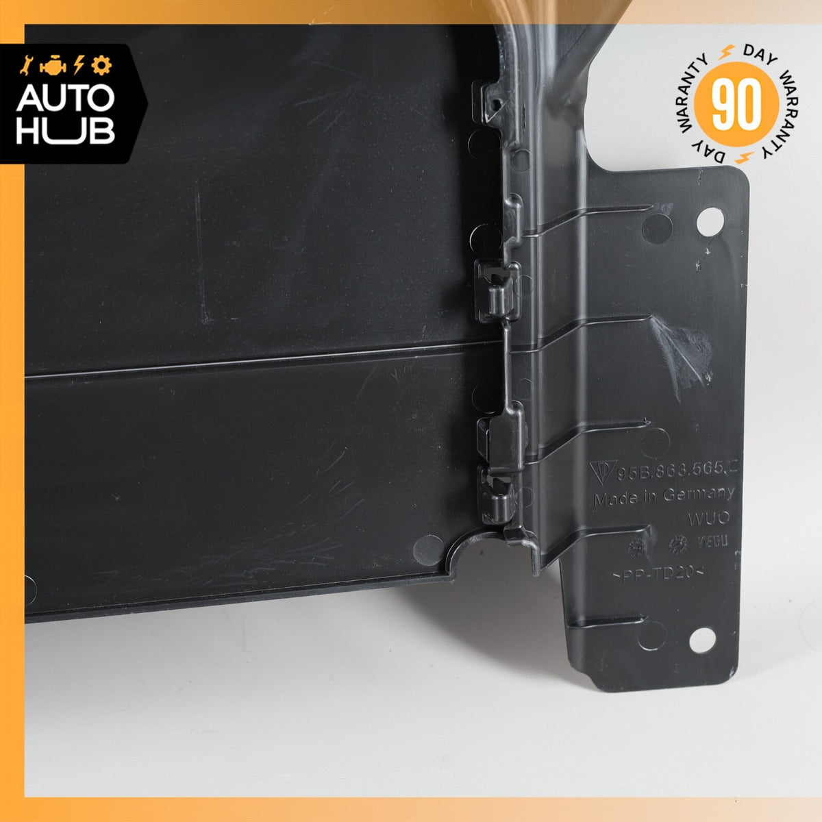 15-24 Porsche Macan S 95B Rear Trunk Lid Battery Cover Panel OEM - photo 12